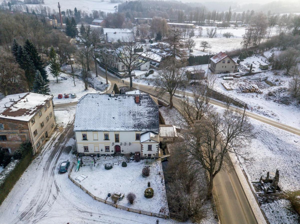 Apartment Ve Mlýně Teplice nad Metují Exterior foto